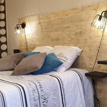 Coeur De Troyes T4 Terrasse 5Eme Etage Centre Ville Wifi Parking Exterior foto